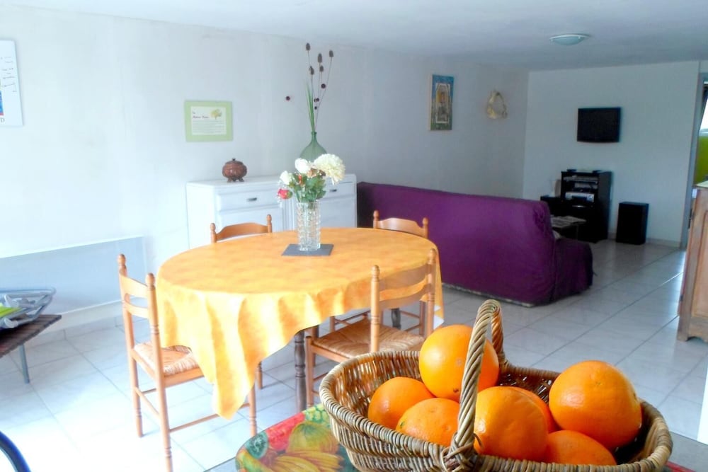 Chambres d'Hôtes Le Clos du Murier photo 2