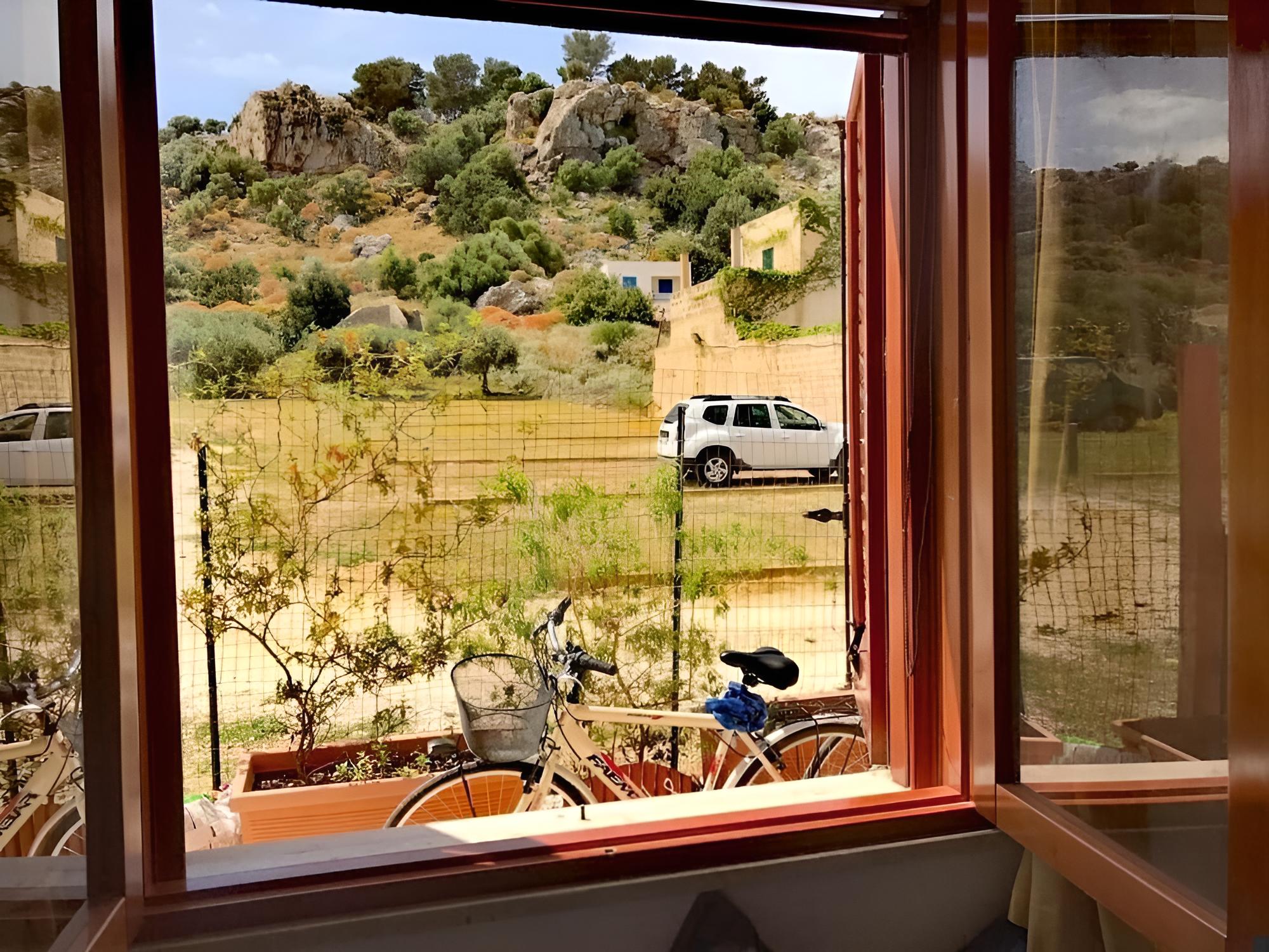 Agriturismo La Rocca degli Ulivi view 3