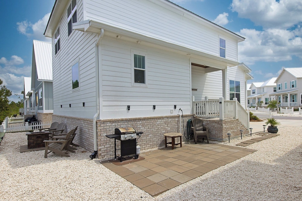 Endless Summer by Southern Vacation Rentals