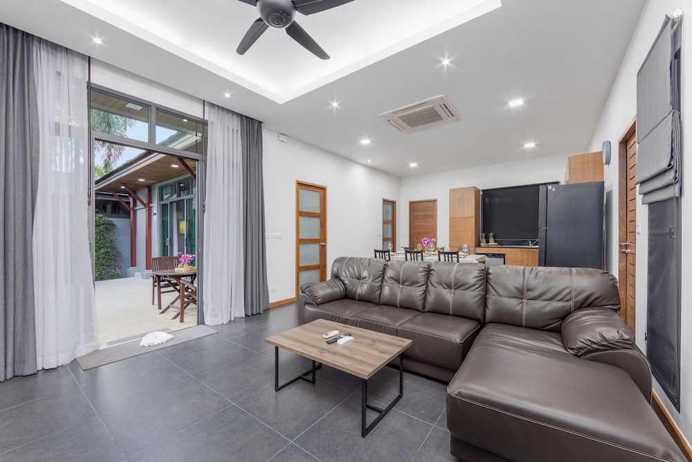 Villa Kiana Private Pool 10 min Nai Harn