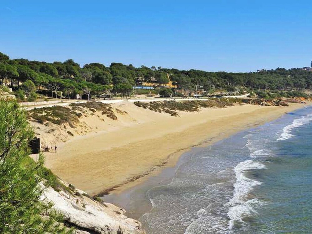 Stunning two Bedroom Apartment in Salou