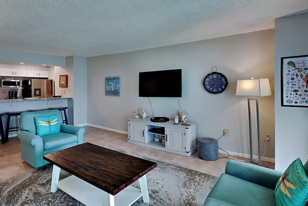 Sabine Yacht & Racquet by Southern Vacation Rentals, photo 10