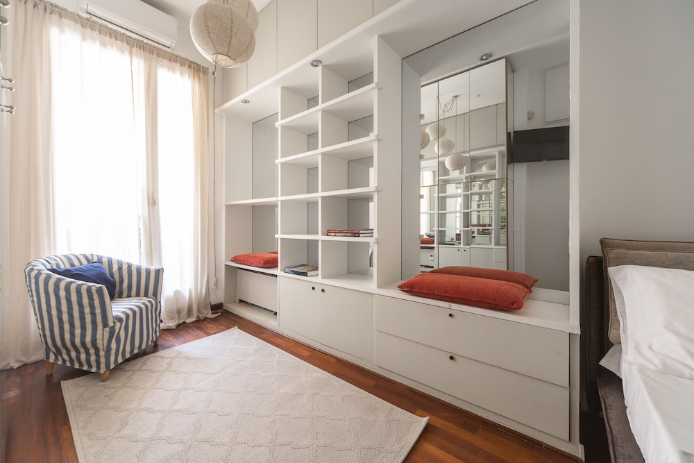 S Marco - Bright Central 1bdr With Balcony in Brera