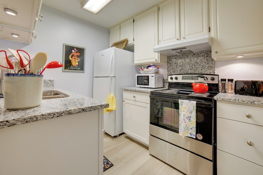 1 Mi to Reno-sparks: Home in Family-friendly Area!