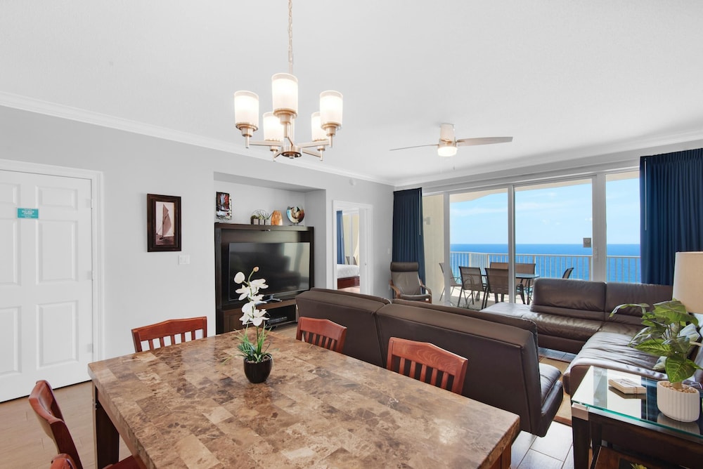 Boardwalk 1801 view 5