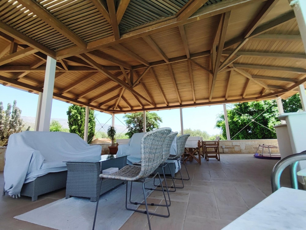Summer Villa Lagonissi view 4