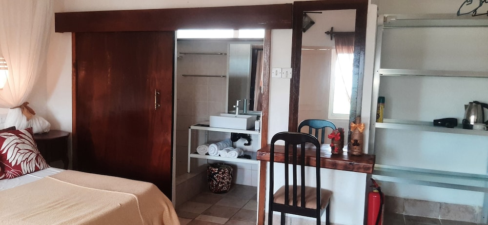 Photo 18