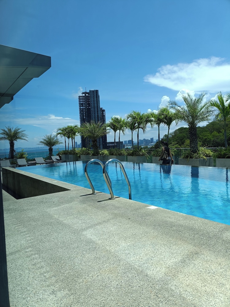 Peaceful SEA View Condo