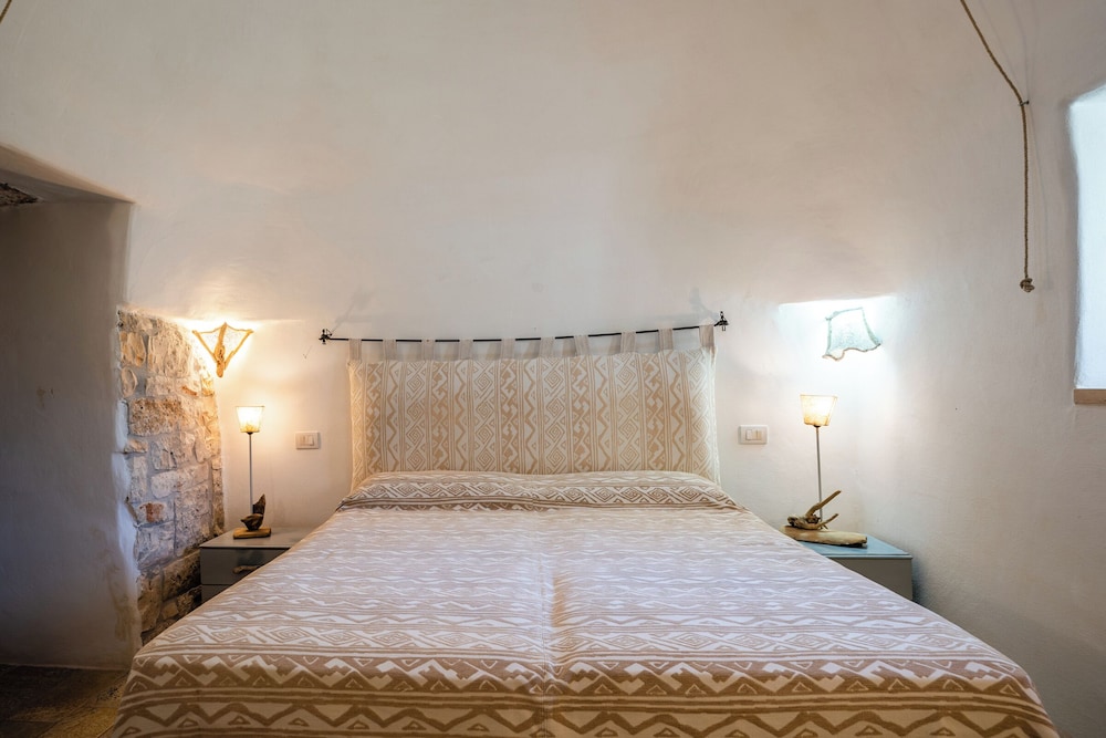 Sopra i Sassi intera o singoli trulli