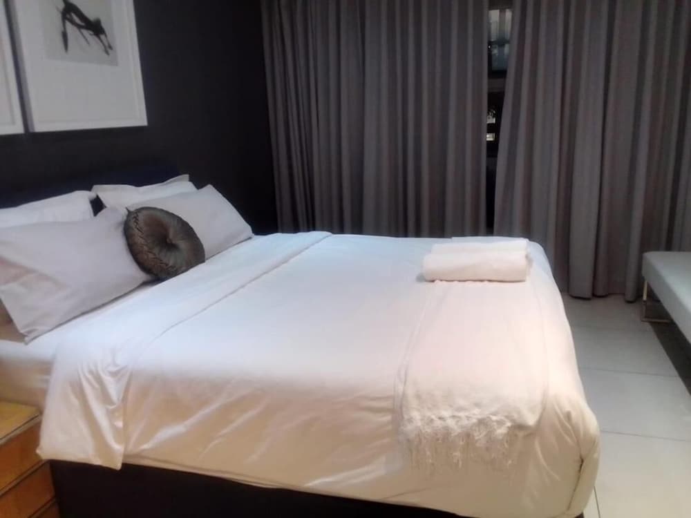Luxury Apartment in Sandown