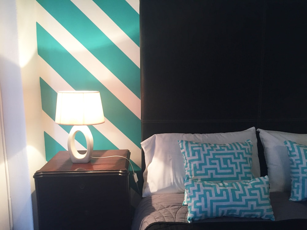 Defensa 821 Bed & Breakfast