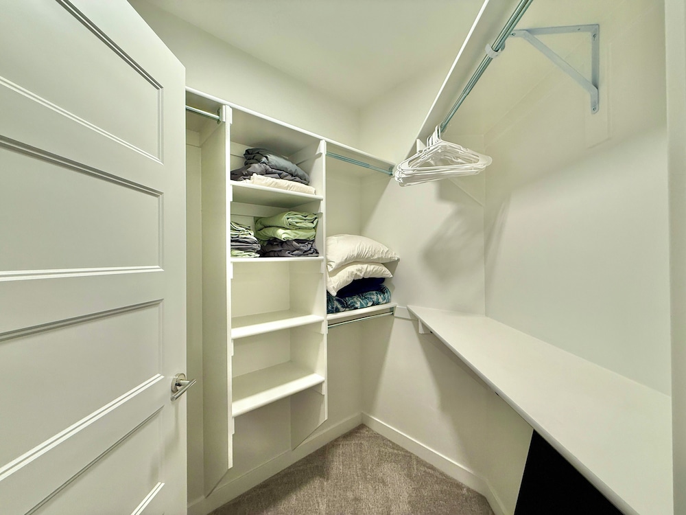 Luxurious New Condo in Downtown SLC