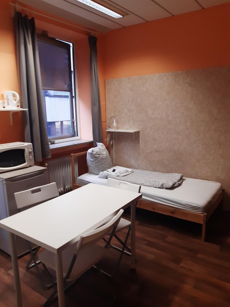 2-Rent Group Hostel Zimmer&Apartments GKP2