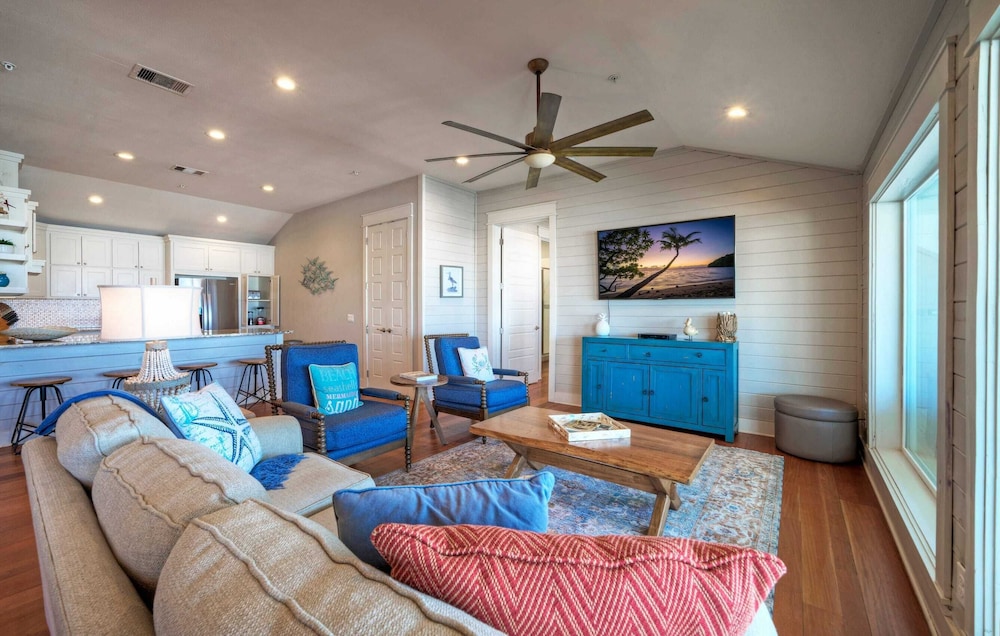 Sailfish & Blue Marlin Buyout by Avantstay 2 Units, Marina Front + View, Patio