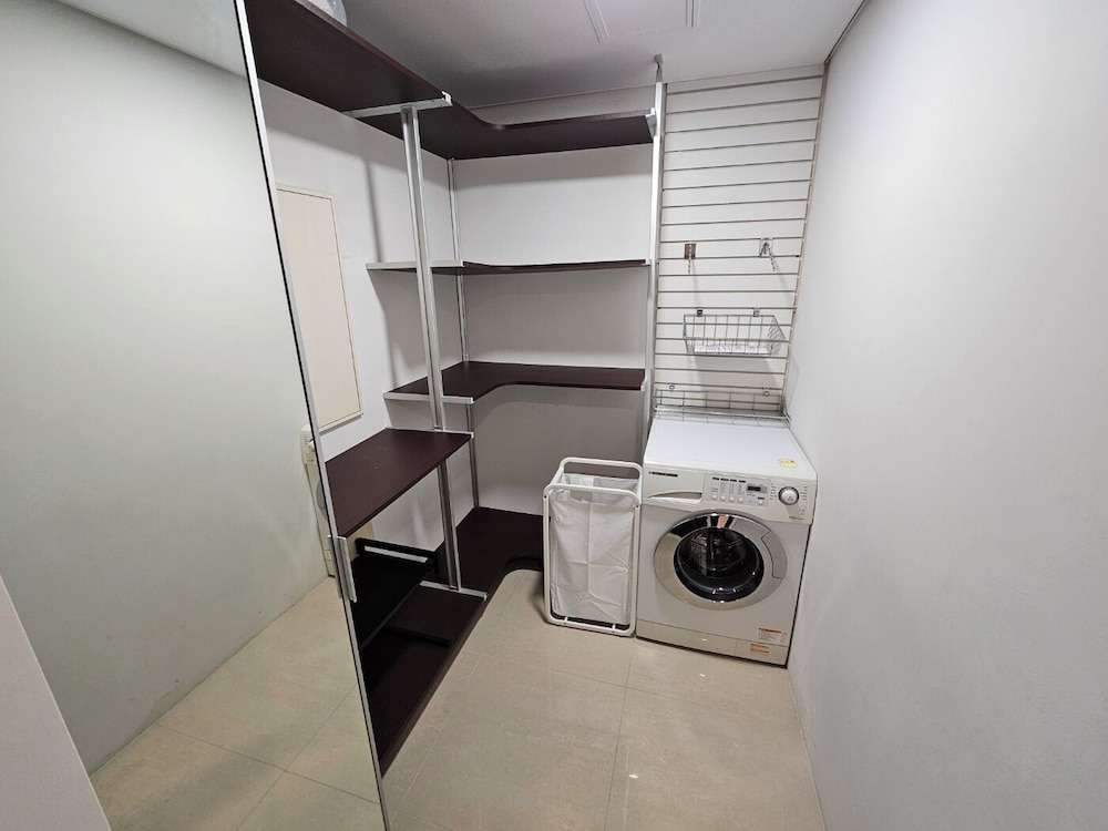 W Residence Hotel Centum City 36
