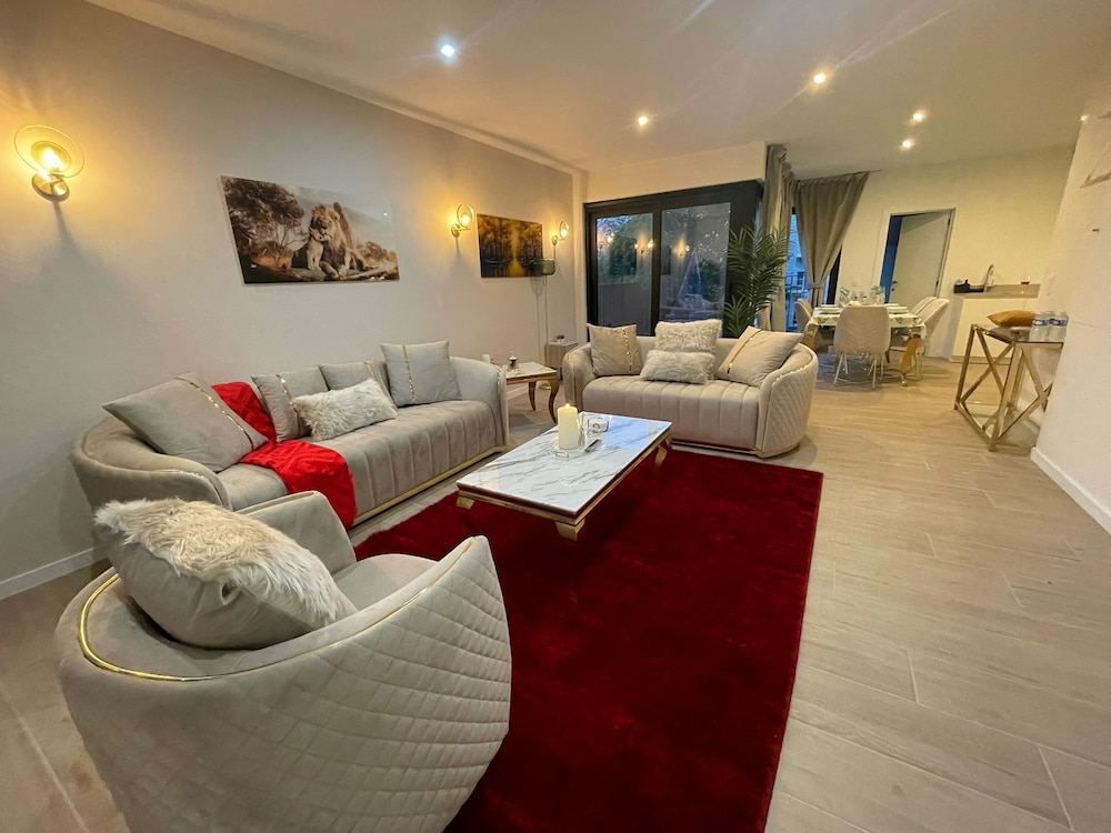 One Lux Stay near Antwerp Central