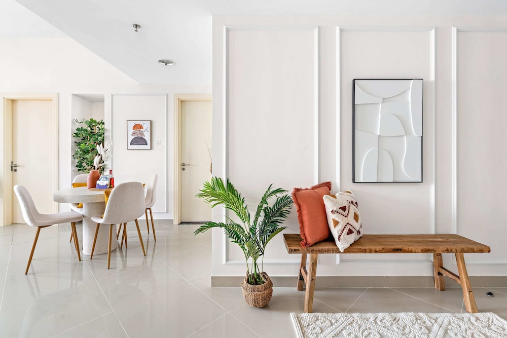 Silkhaus Modern Pad With Pool Gym Near Reem Park