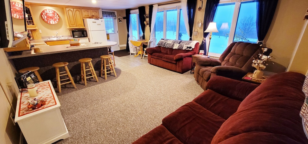 Bear Rock Suites