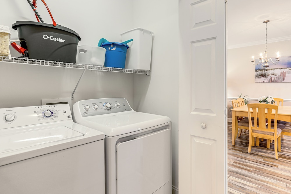Golf Course Getaway w/ Pool Access in Myrtle Beach