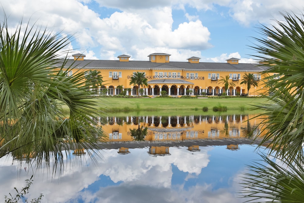 Tampa Bay Area Vacations - Tampa Palms Country Club - Property Image 1