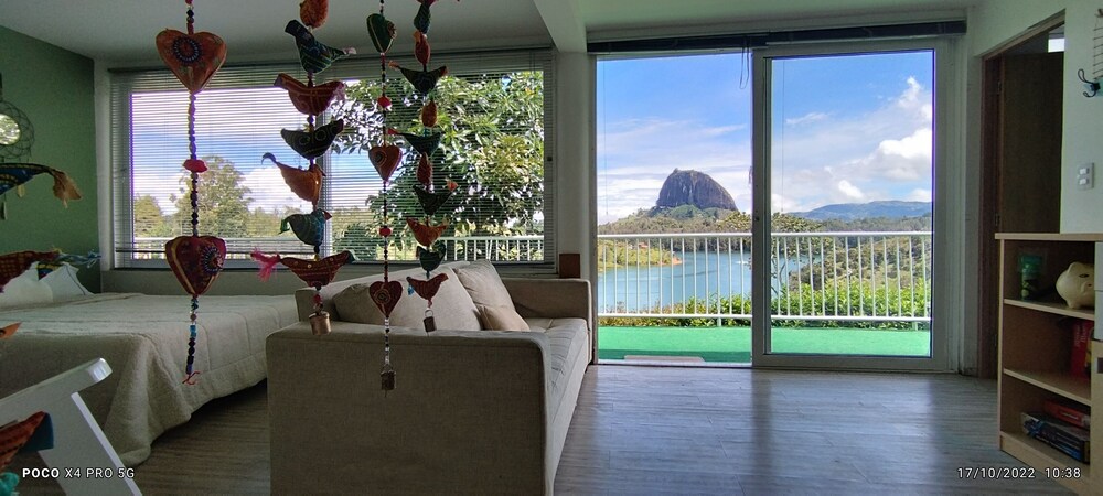 Casa de Campo Con Vista a la Piedra