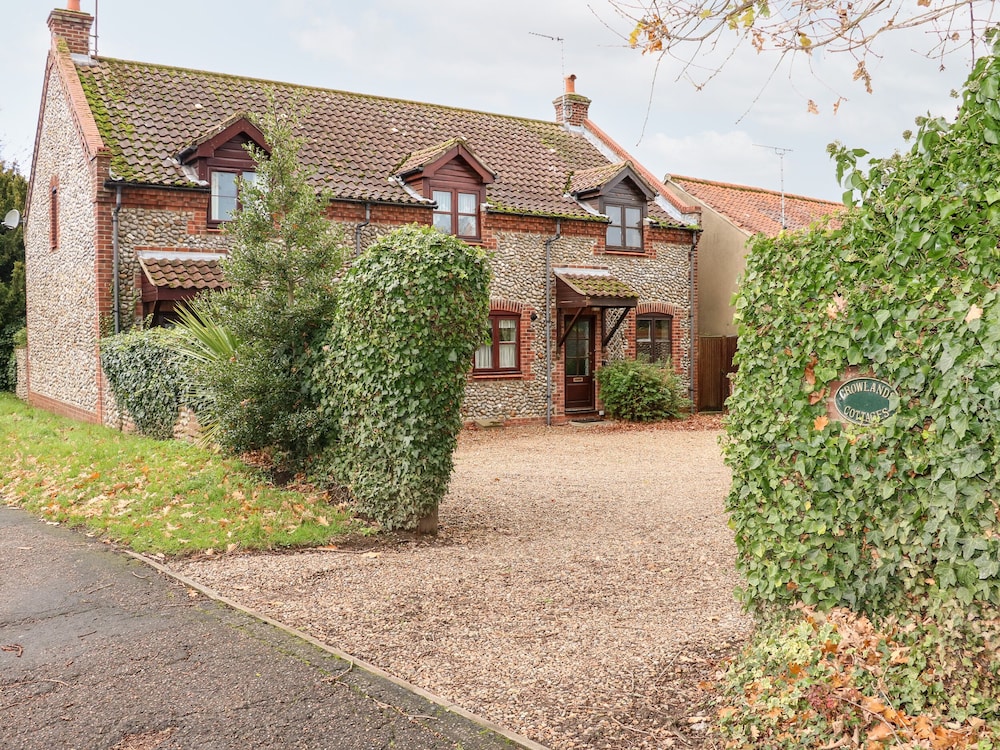 1 Crowlands Cottages