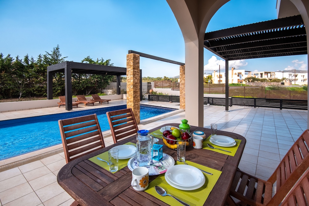 Blue Wave Villa