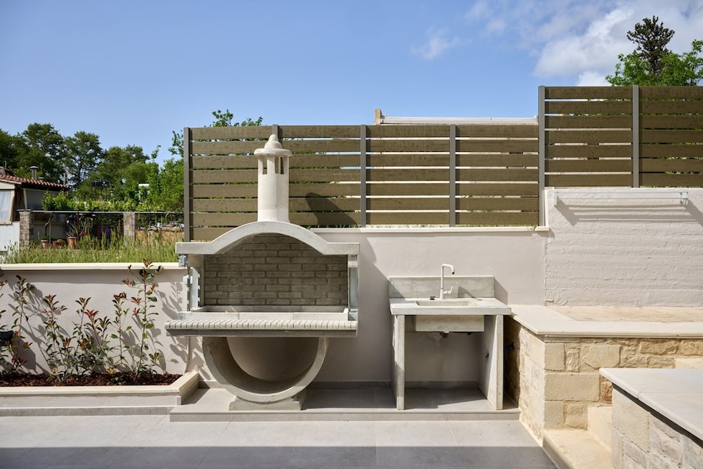 River Serenity Villa Vryses
