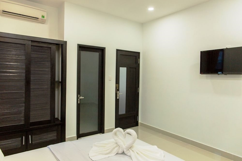 Van Nguyen Minihouse