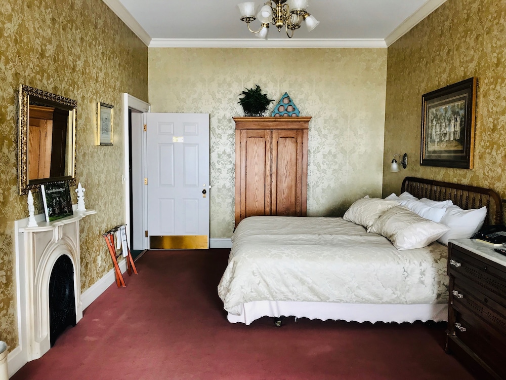 Kingsley Inn