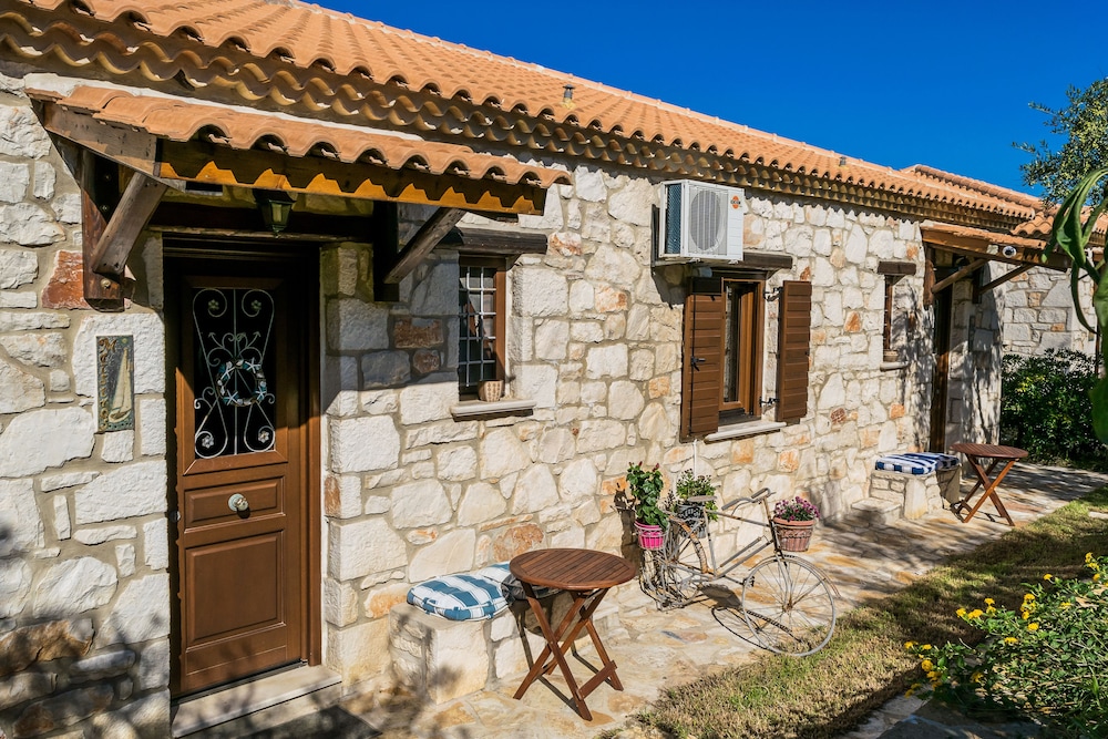 Kavos Psarou Villas