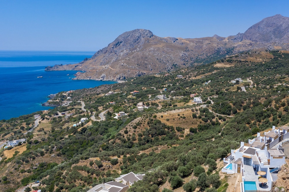 Pyrgos Exclusive Villas