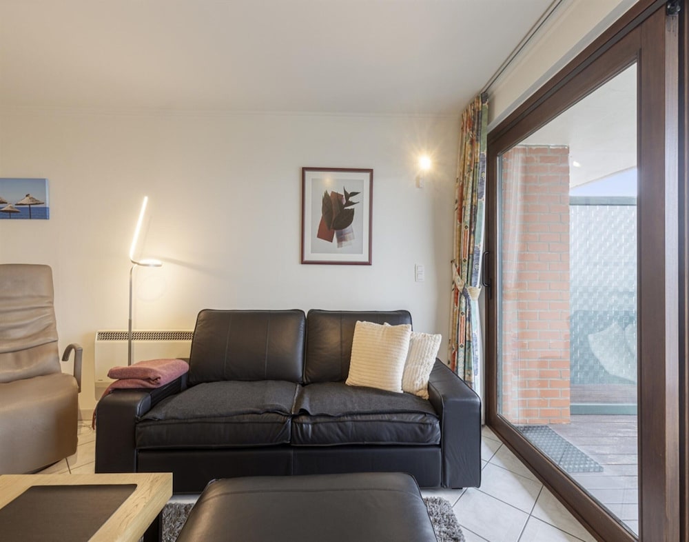 Apartment in Blankenberge With Terrace