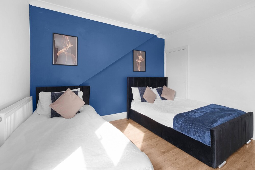 Radford 3 Bedroom and 1 Bathroom House