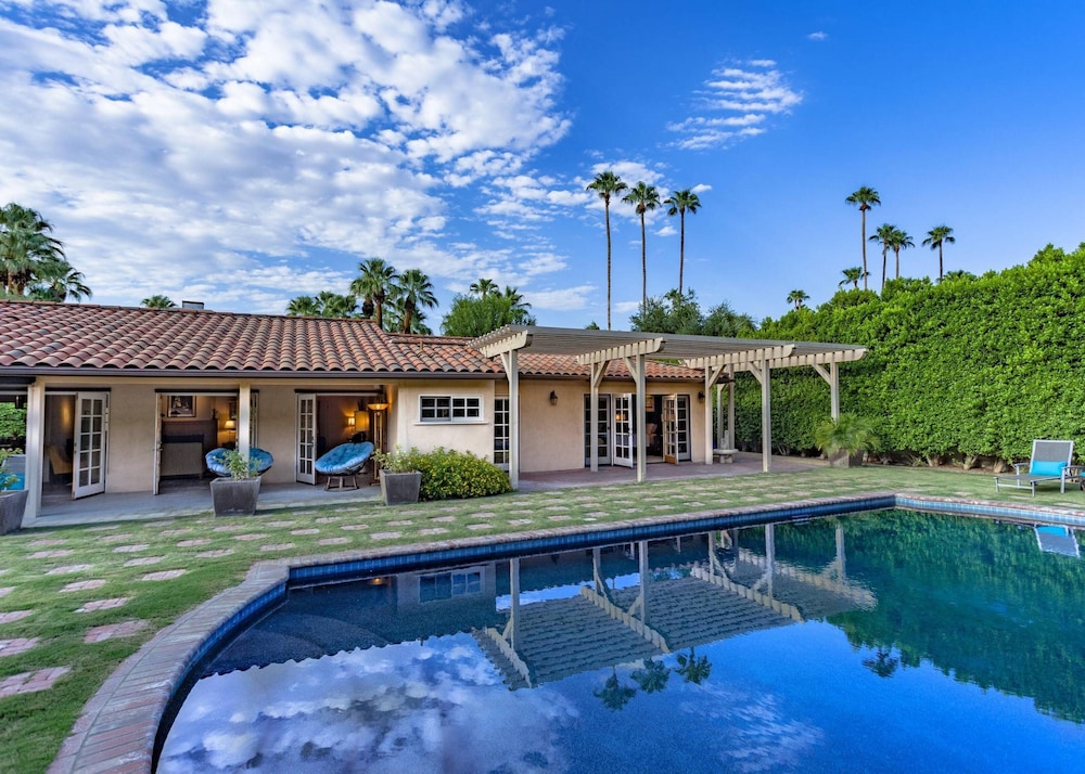 The Sol Lesser Estate