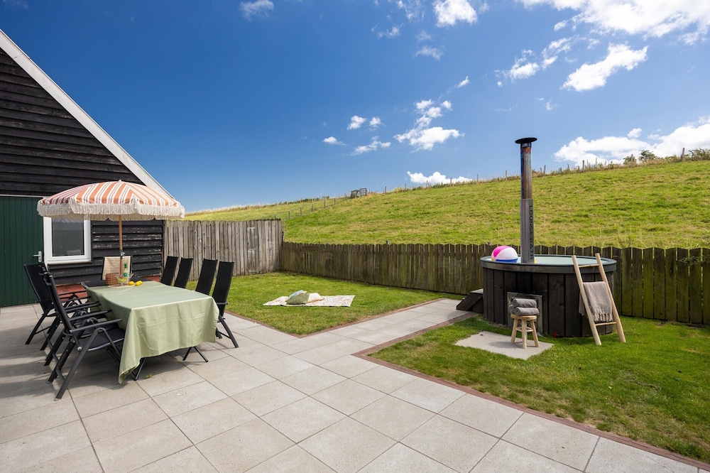 Villa in Andijk With Hot Tub and Garden