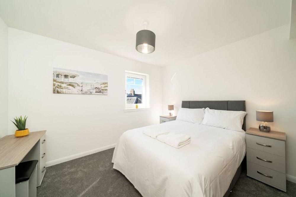 South Esk 7 - Modern 3 bed Apartment view 3