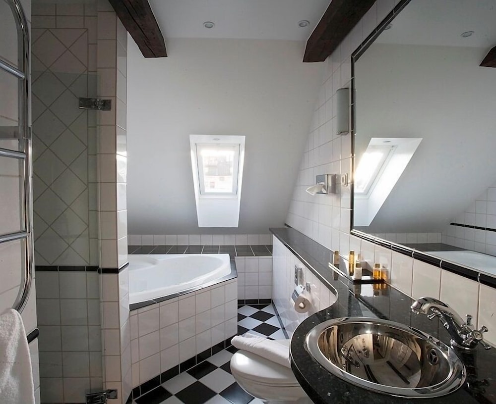 Mayfair Hotel Tunneln 43