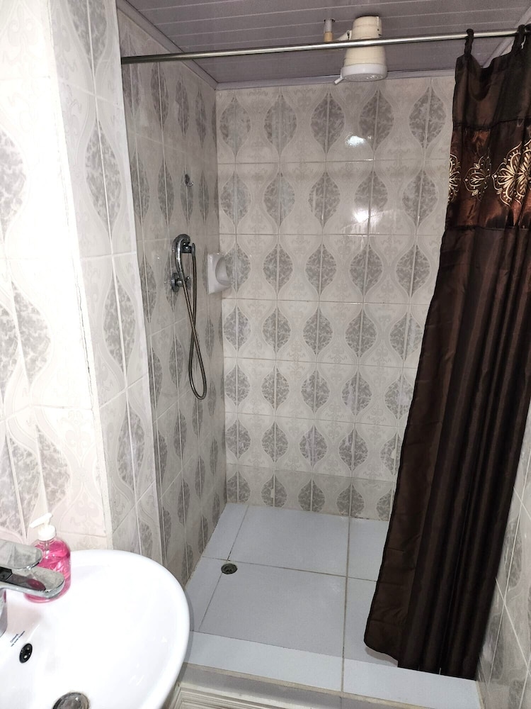 Ideal Executive Suites