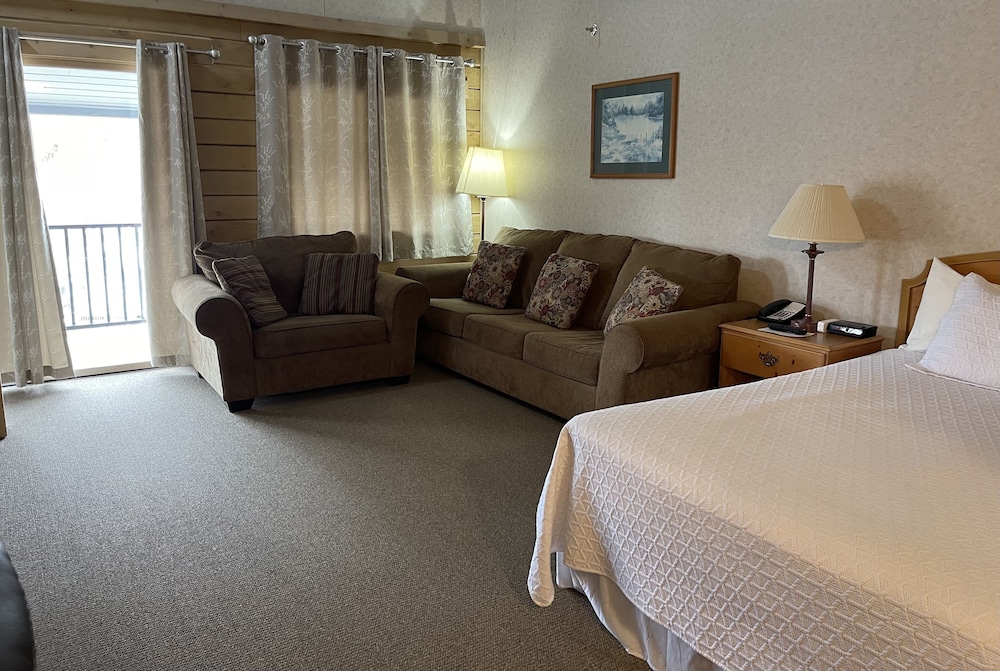 Paddle Wheel Inn