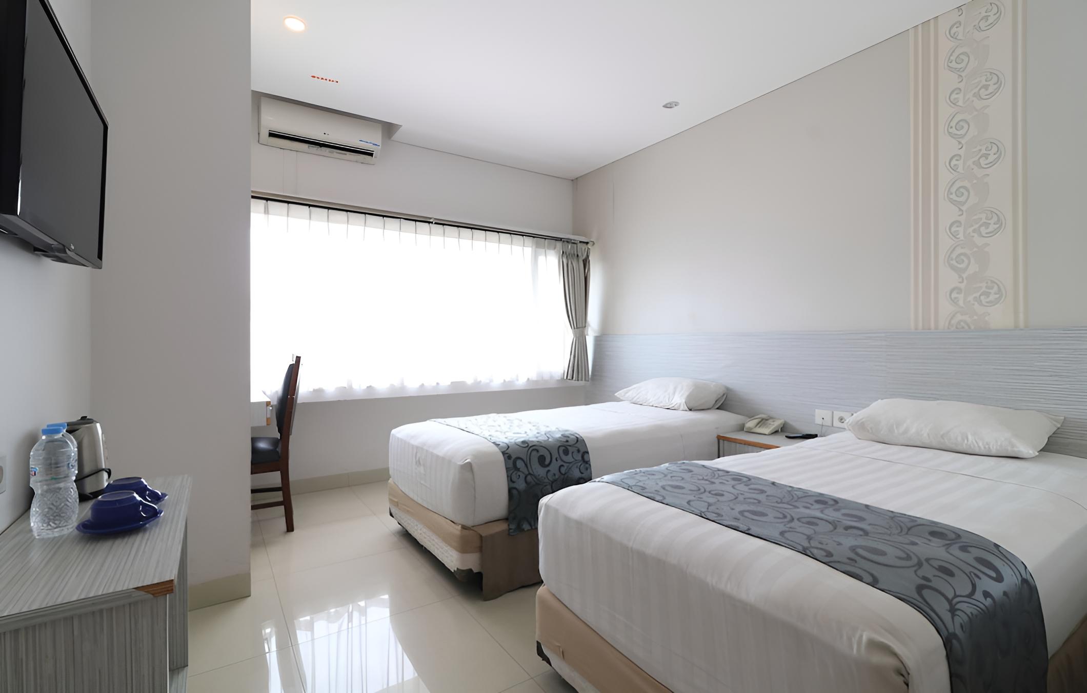 Kembang Hotel