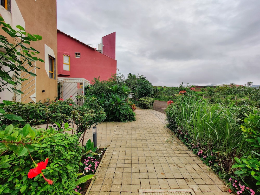 Touchwood Bliss Resort - Igatpuri