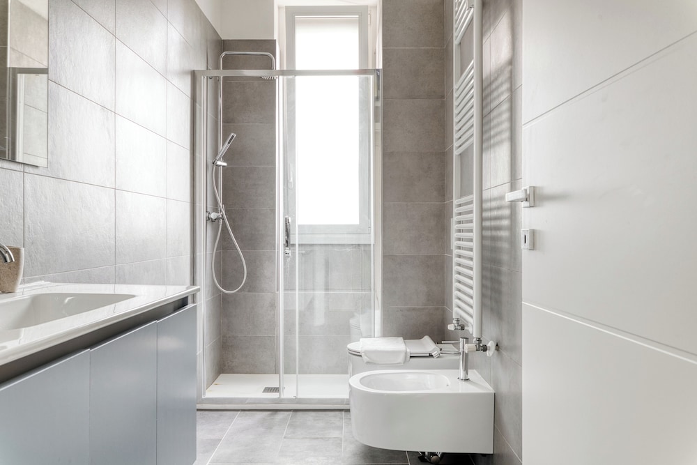 Stylish 2-Bedroom flat near CityLife