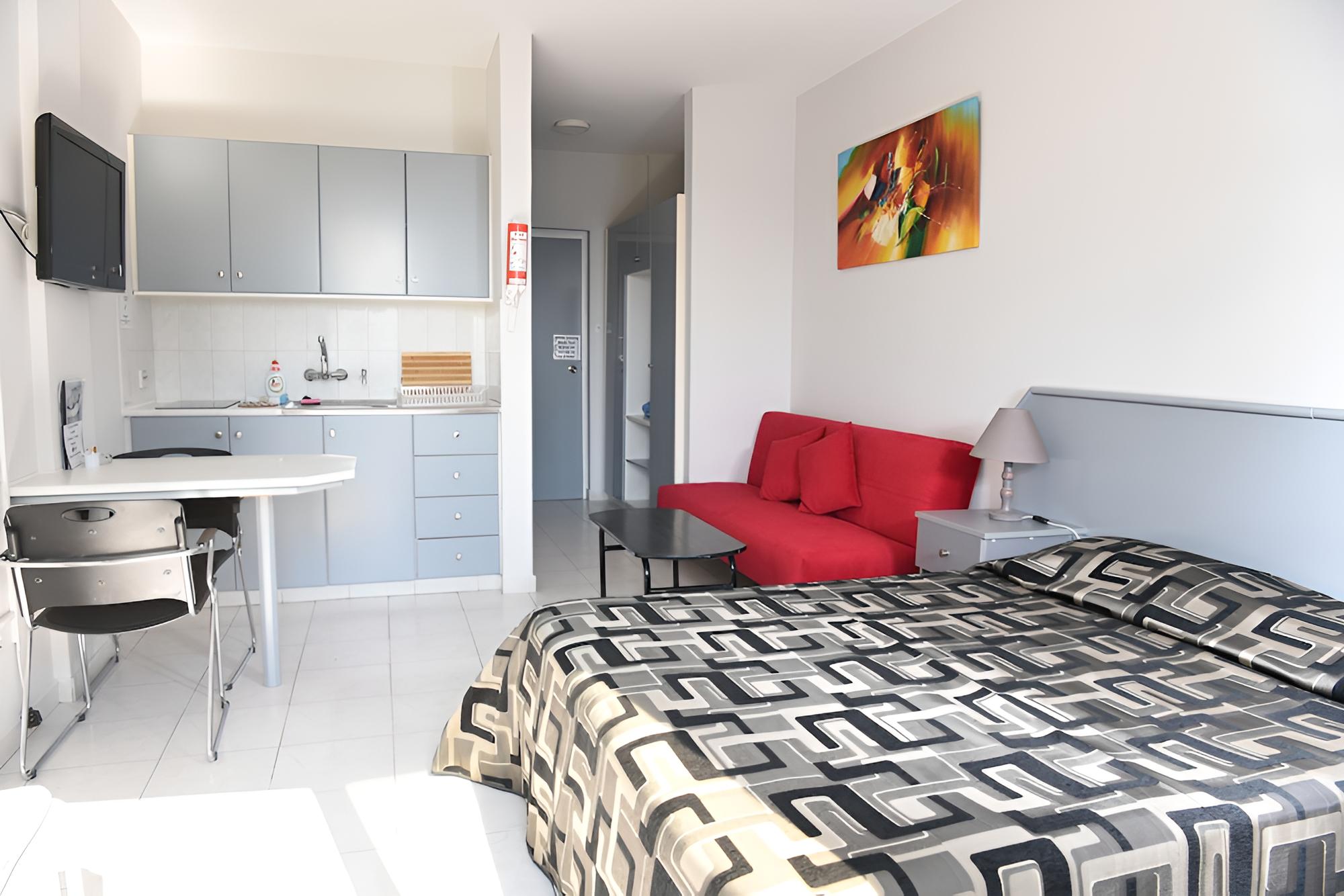 Tycoon Hotel Apartments