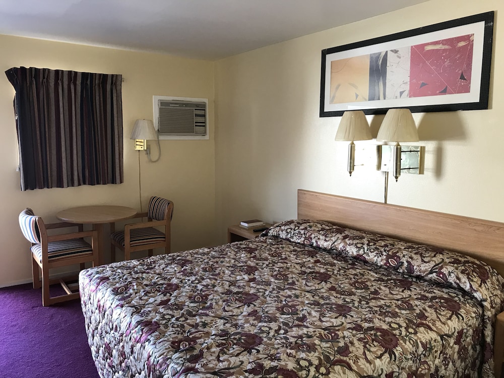 American Inn by OYO Colorado City I-20