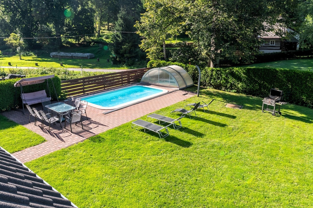 Villa in Rudnik With Pool & Sauna Retreat