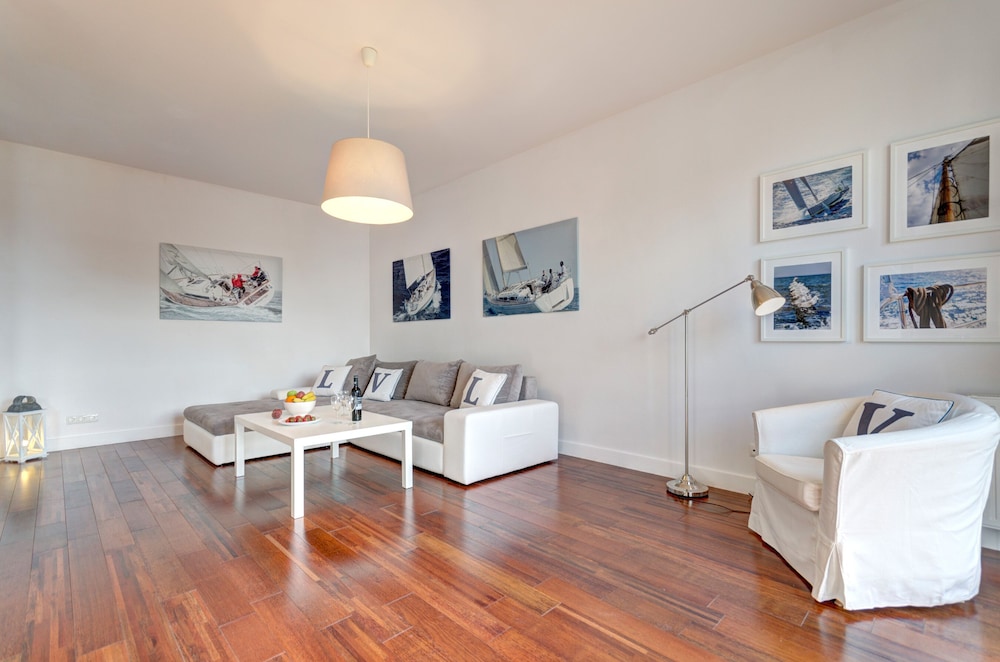 Dom & House - Apartments Nadmorski Dwor