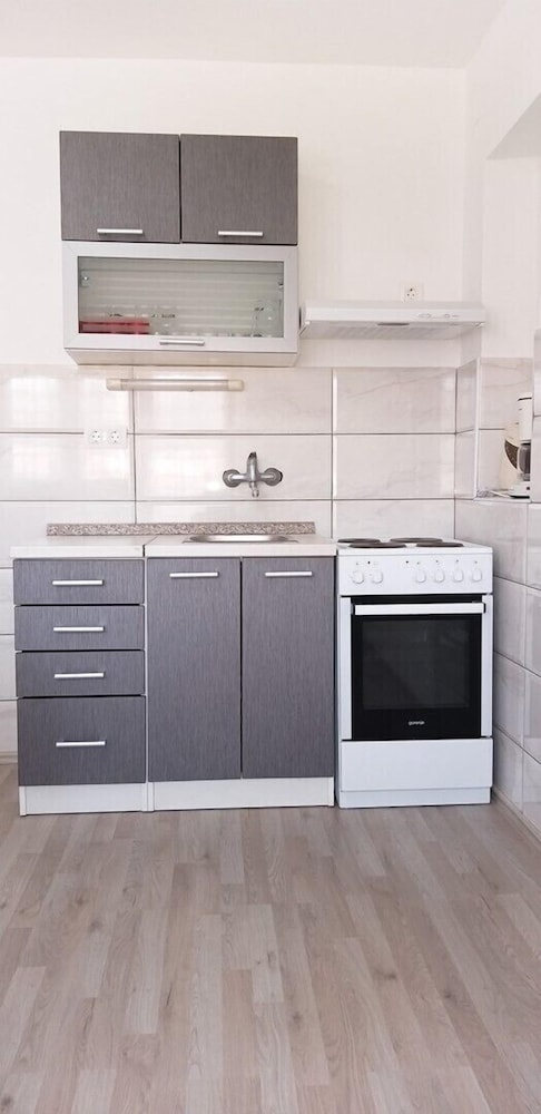 Apartments Cagalj