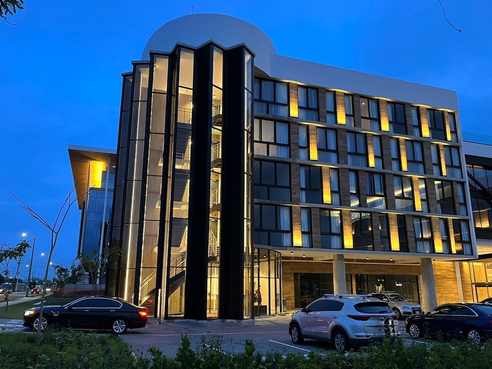 Hotel Apartamentos Cityzen - Image 1