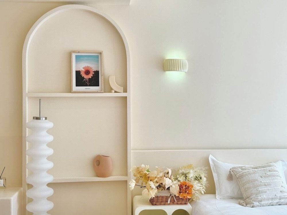 QIMeow Garden Hotel